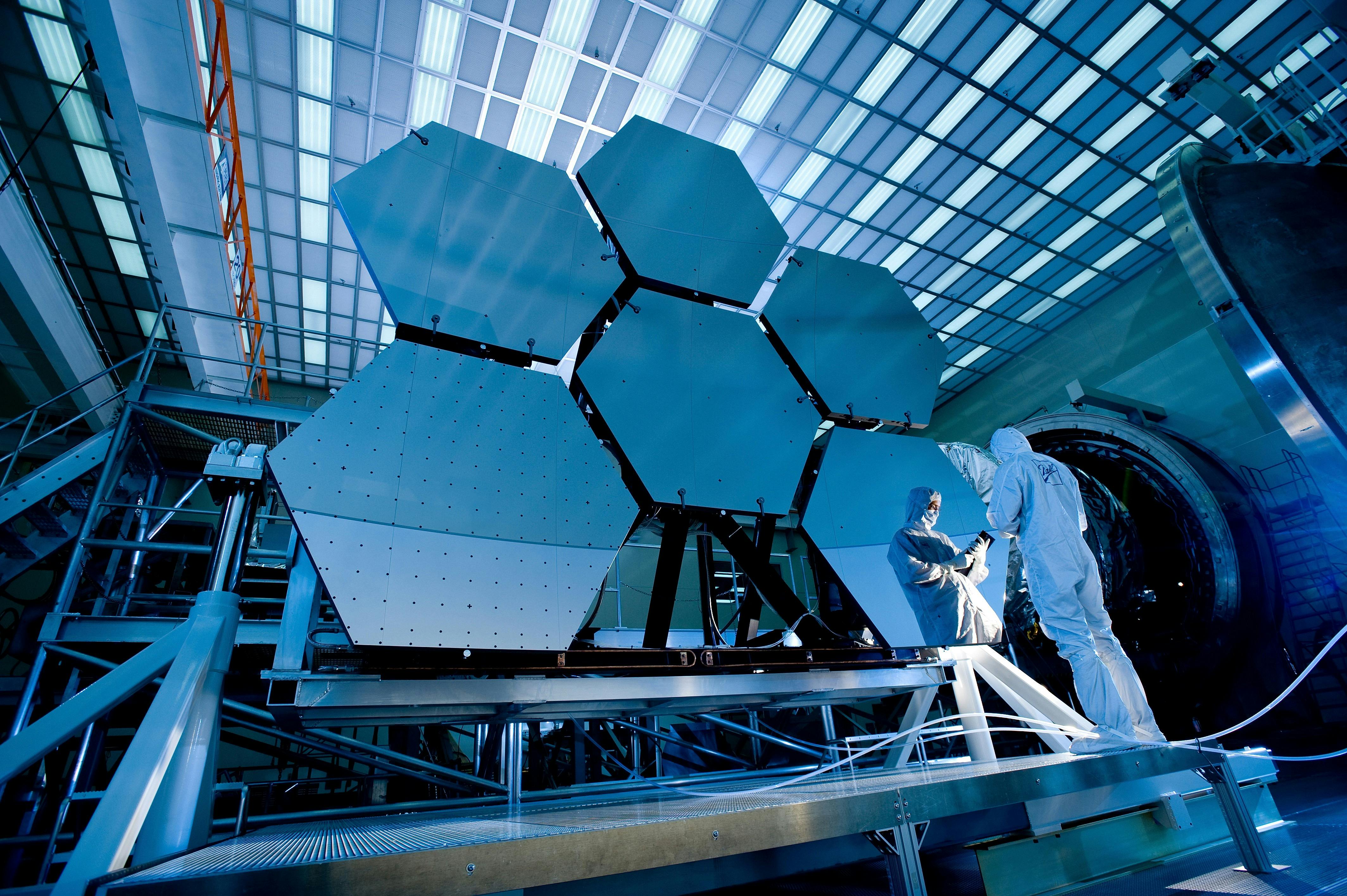 Wholesale of chemical raw materials and their products